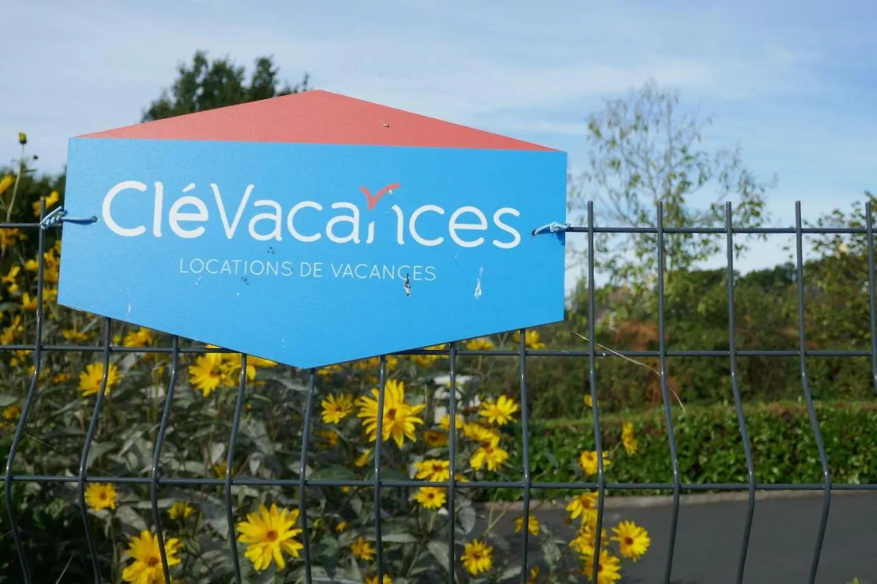 Le Logis Des Grenouilles B&B Morieux France